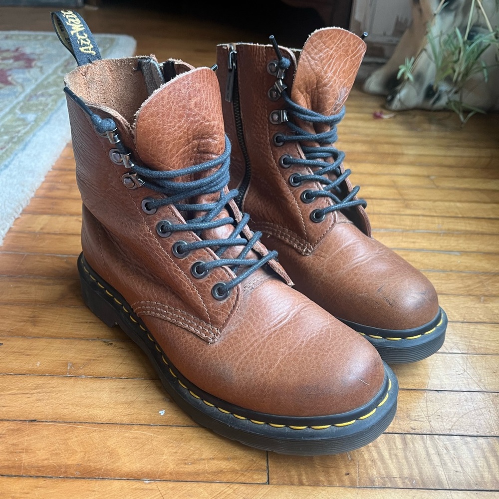 Dr Marten 1460 Airware Combat Boots